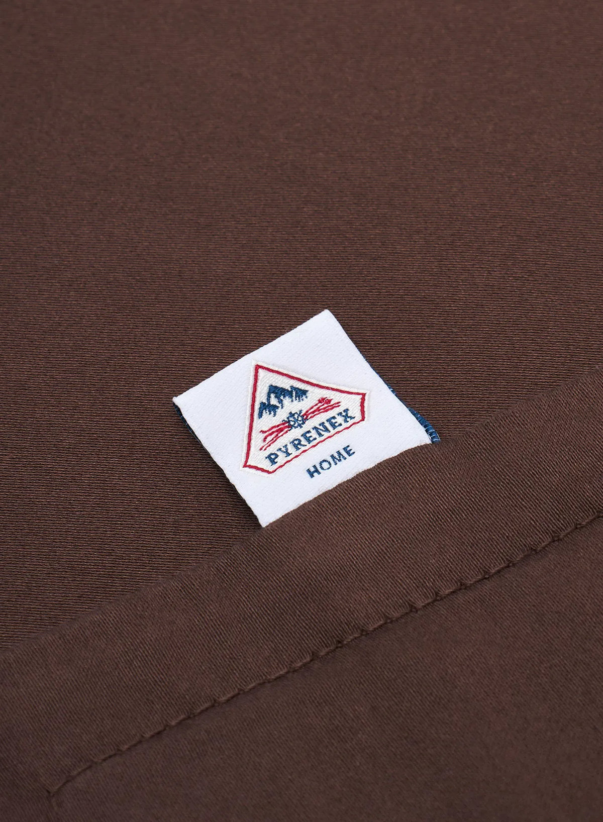 Plain chocolate brown x2 pillowcases in cotton and TENCEL™ Lyocell