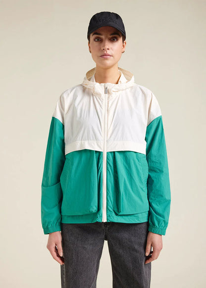 Short women's windbreaker in recycled fabric Pyrenex Yoko Alhambra