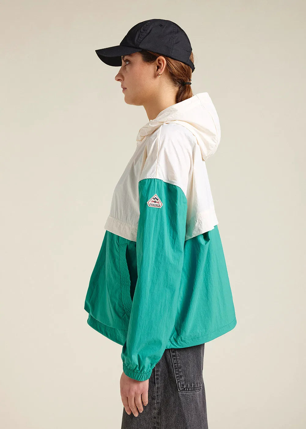 Short women's windbreaker in recycled fabric Pyrenex Yoko Alhambra