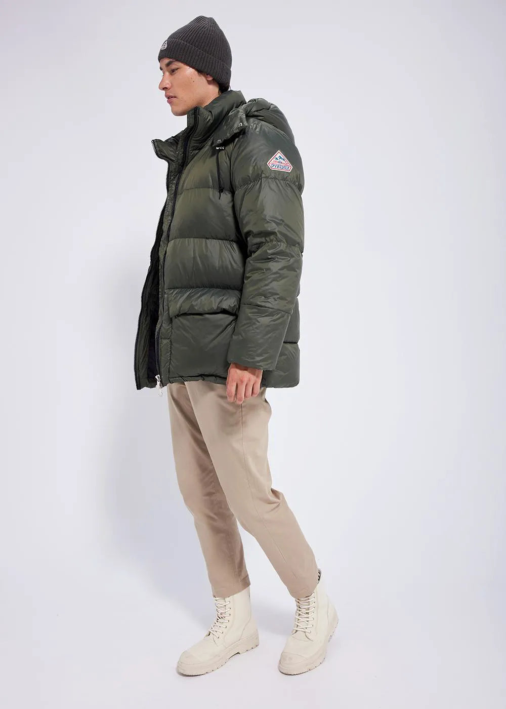 Hooded down jacket for men Pyrenex Evolve Deep khaki