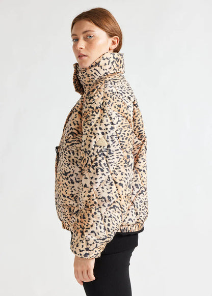 Friday women's down jacket Pyrenex x Roseanna wild leopard print