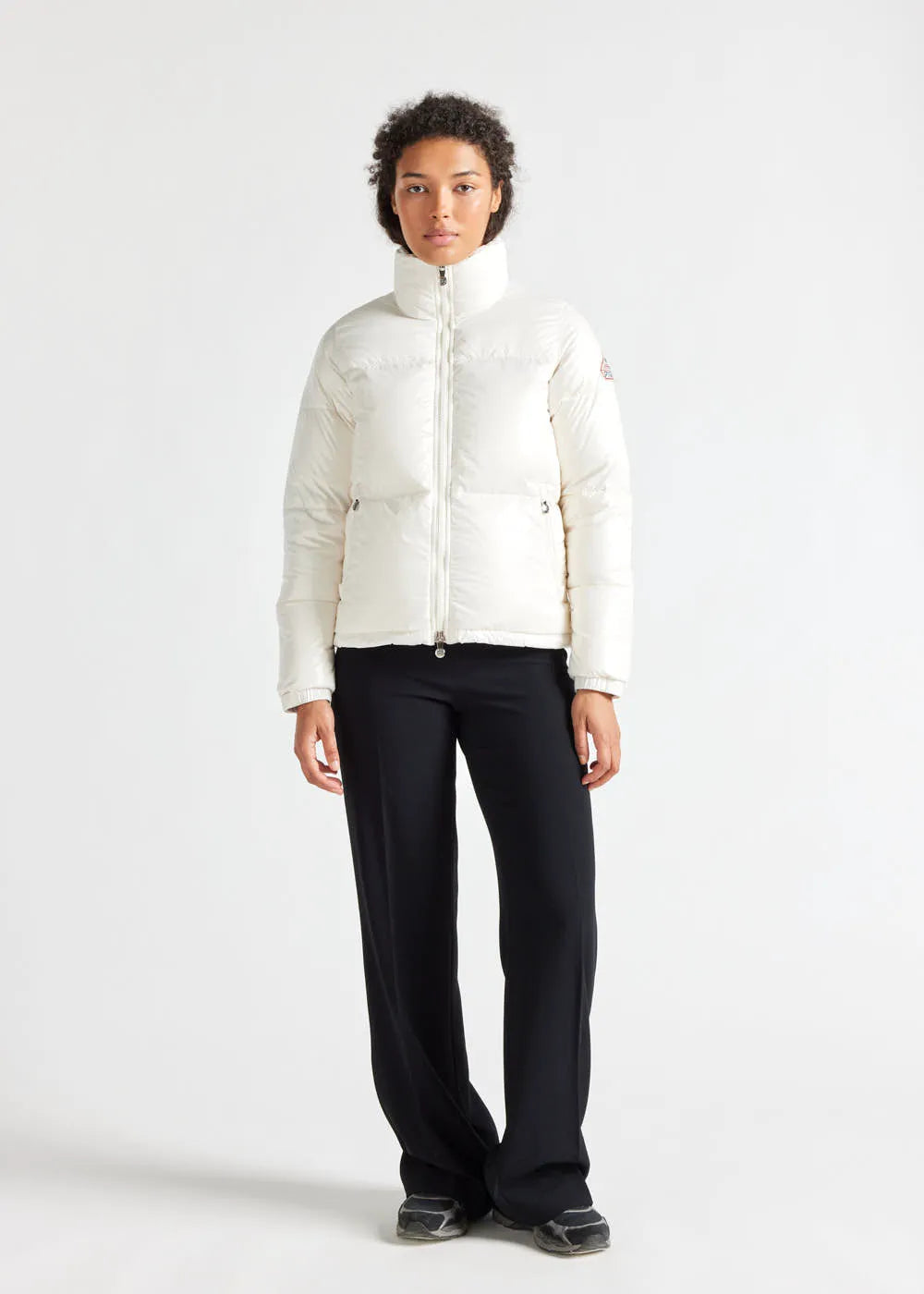 Short glossy down jacket for women Pyrenex Goldin Milk