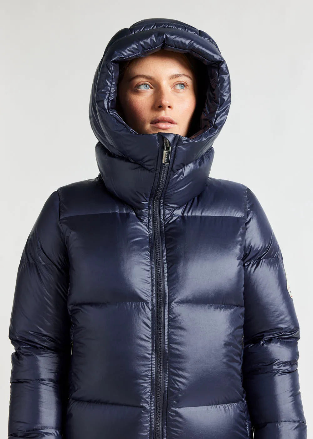 Pyrenex Karla women's hooded down jacket Amiral
