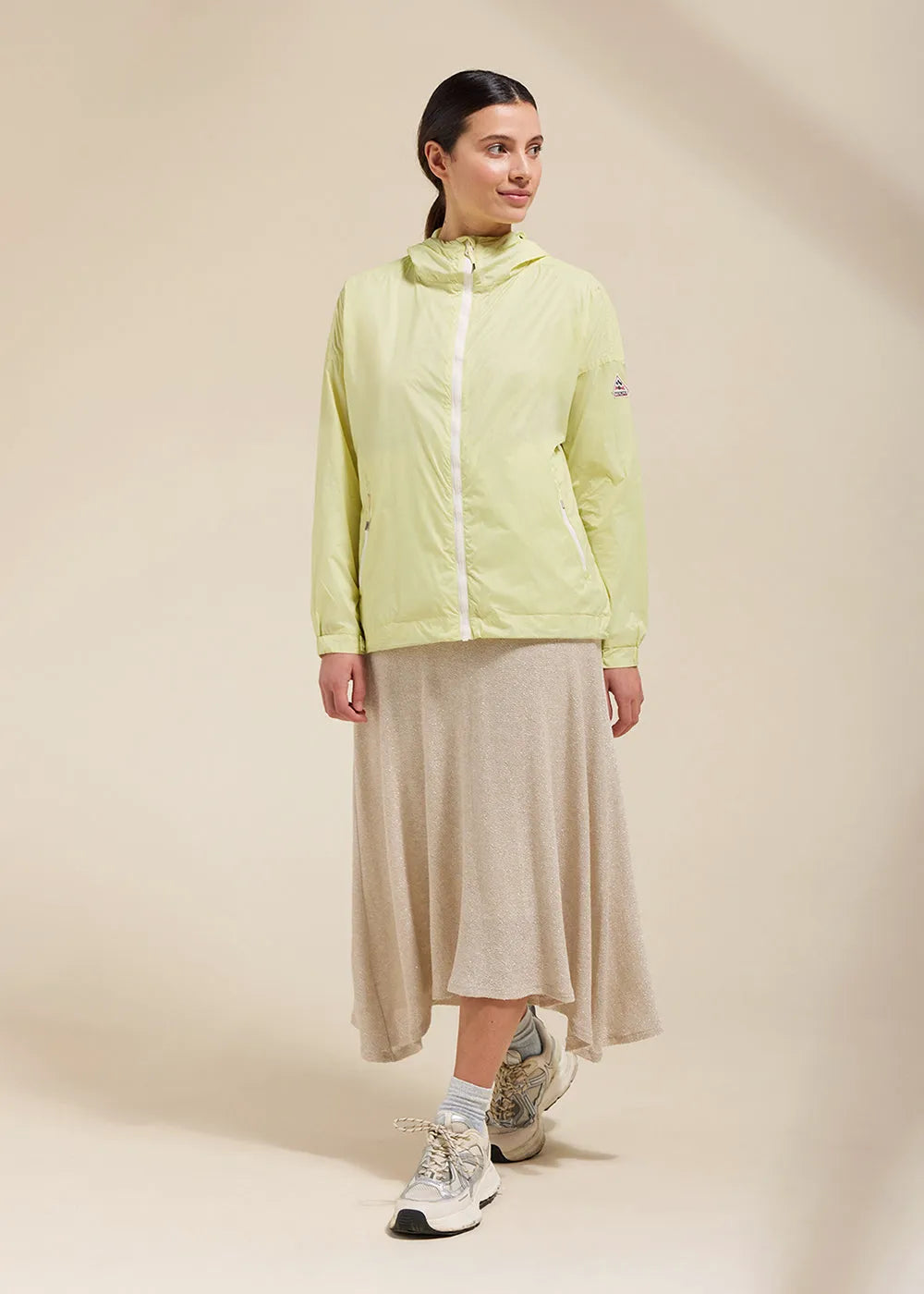 Zinnia Tiare women's windbreaker